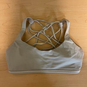 Lululemon sports bra